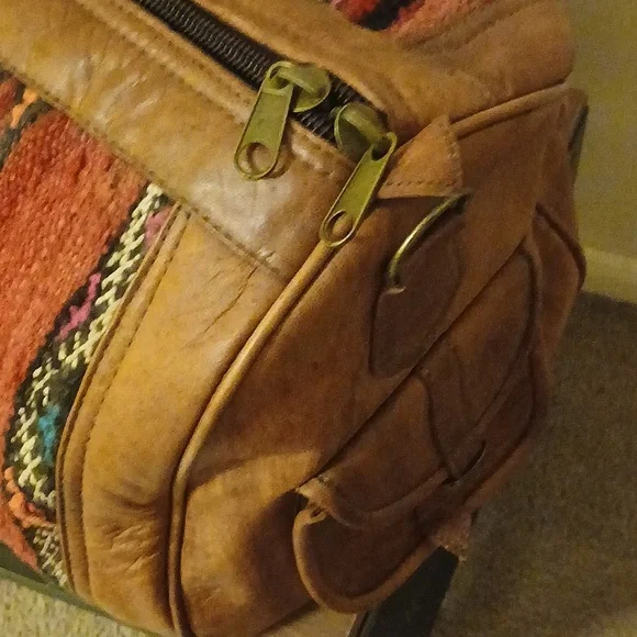 Travel Bag - Picture 3 of 8